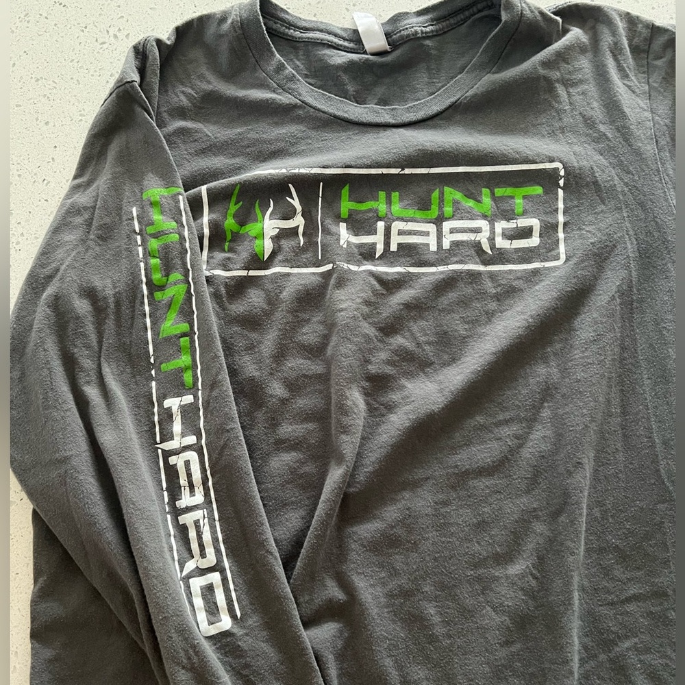 Women’s Hunt Hard long sleeve